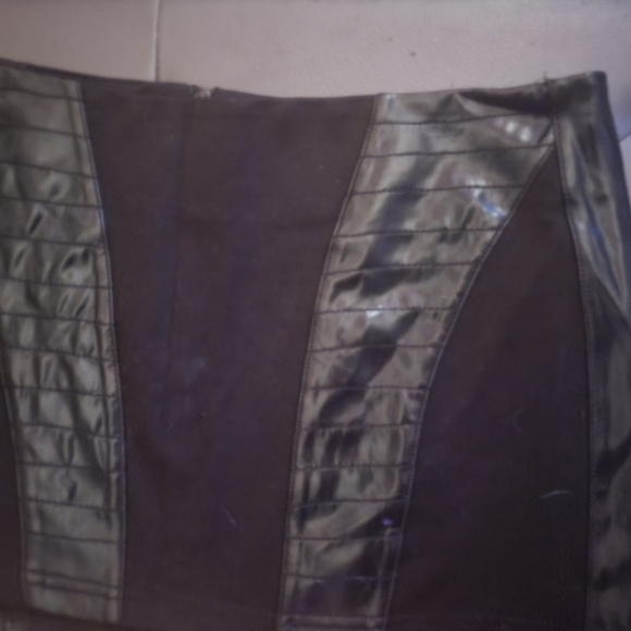 Cryoflesh Paragon mini skirt pu pvc zipper cyber goth - Picture 2 of 5